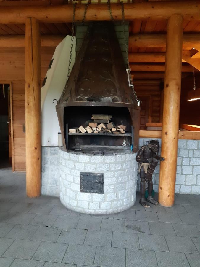 Osrodek Wypoczynkowy "Zrodla Dobrej" Ξενοδοχείο Olesno Εξωτερικό φωτογραφία